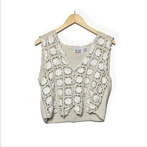Vintage Y2K Crochet Knit Floral Vest